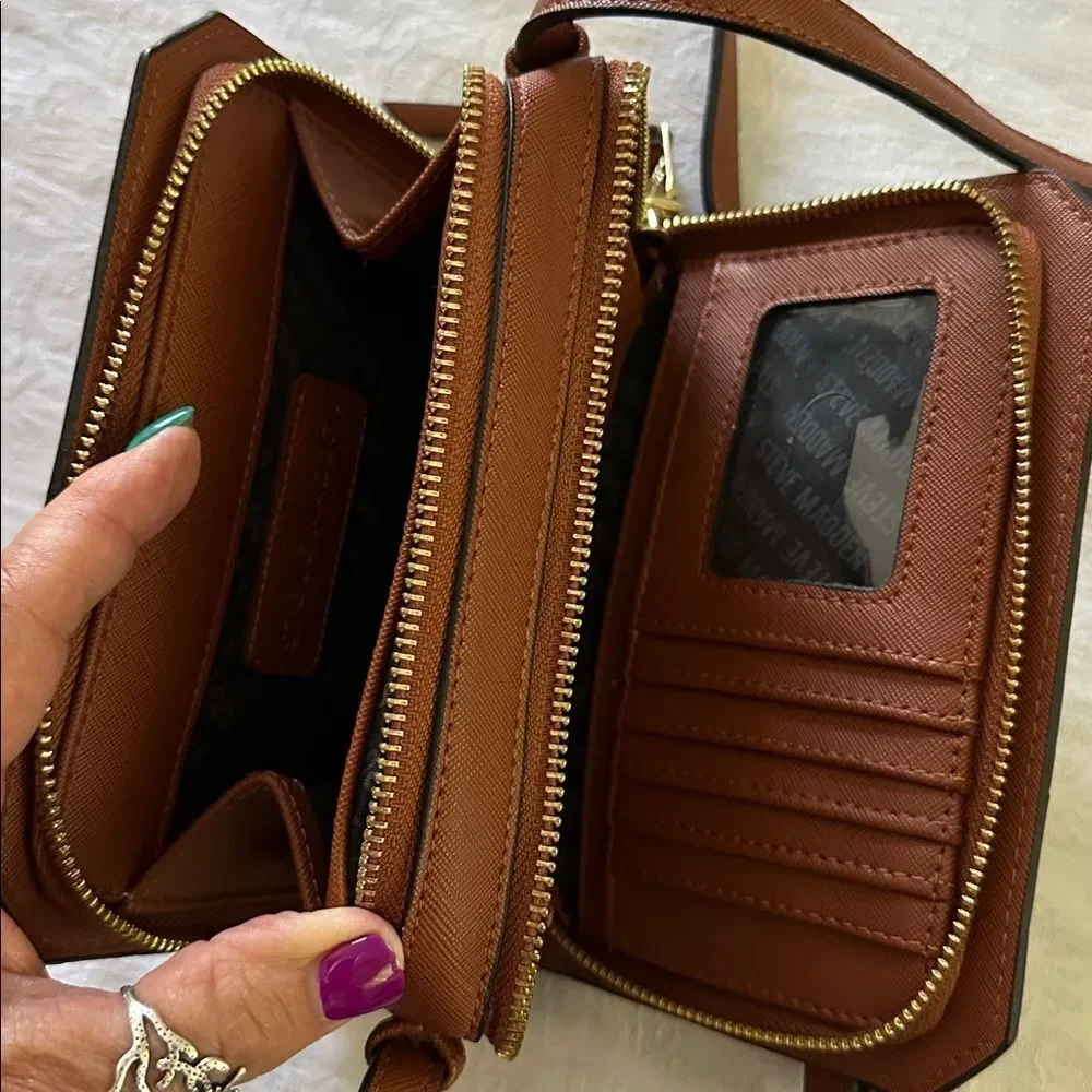 Steve Madden Brown Bkarlee Crossbody Bag Wallet
